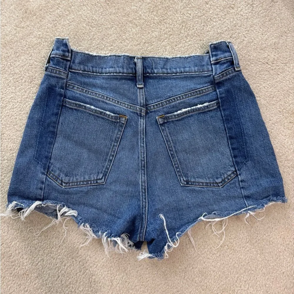 Women’s Abercrombie The Mom Short High Rise Denim Sz 8